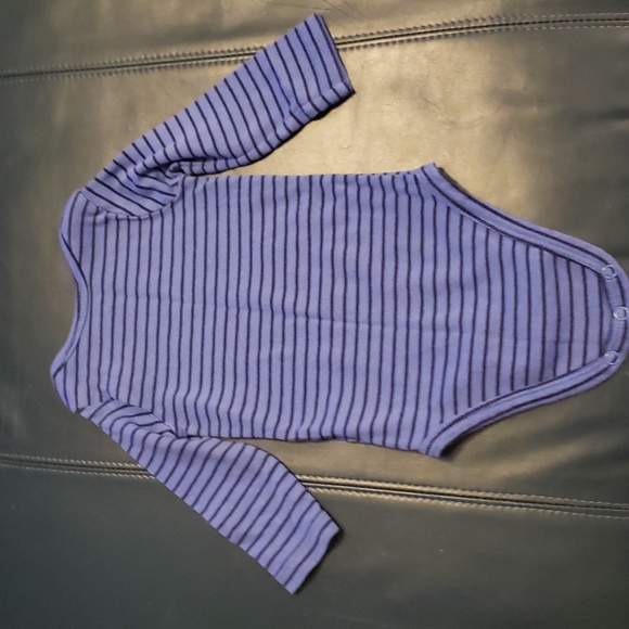 Carter long sleeve onsies - Picture 6 of 8